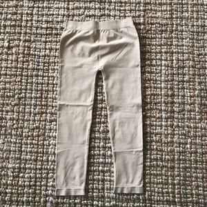 OS - M&B - tan capri leggings